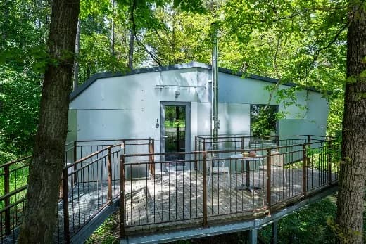 Haus am Teich